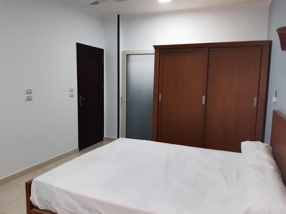 German Dolphin Apartment El Qoseir Exterior photo