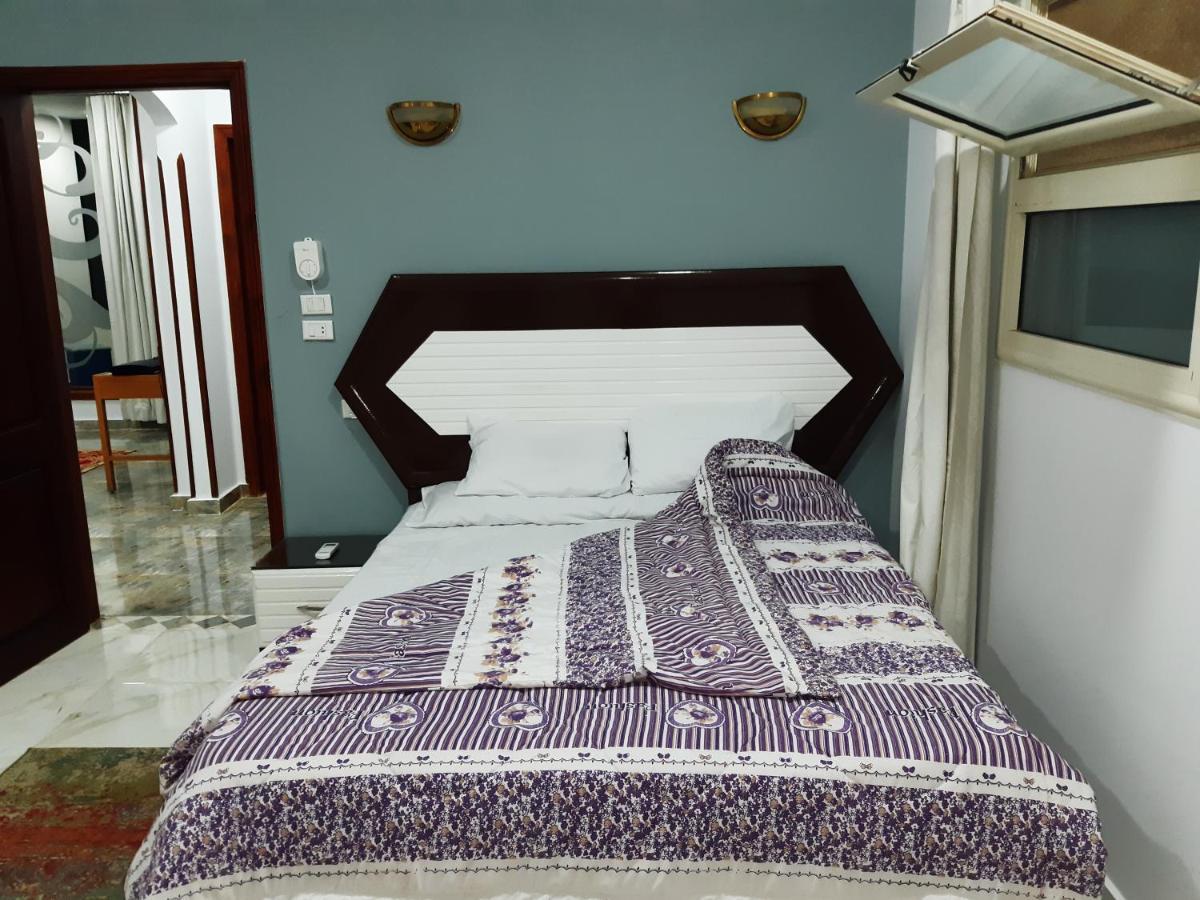 German Dolphin Apartment El Qoseir Exterior photo