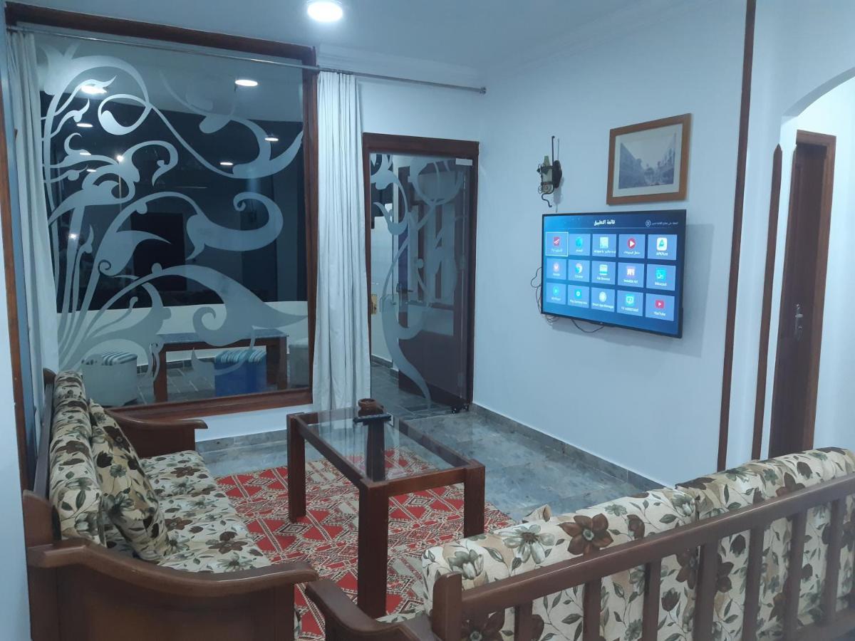 German Dolphin Apartment El Qoseir Exterior photo