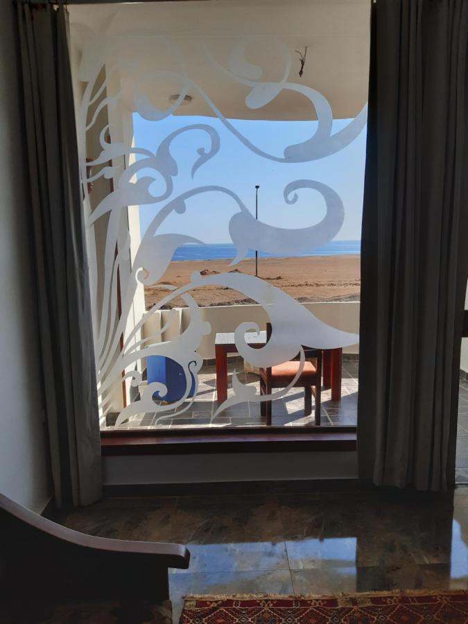 German Dolphin Apartment El Qoseir Exterior photo