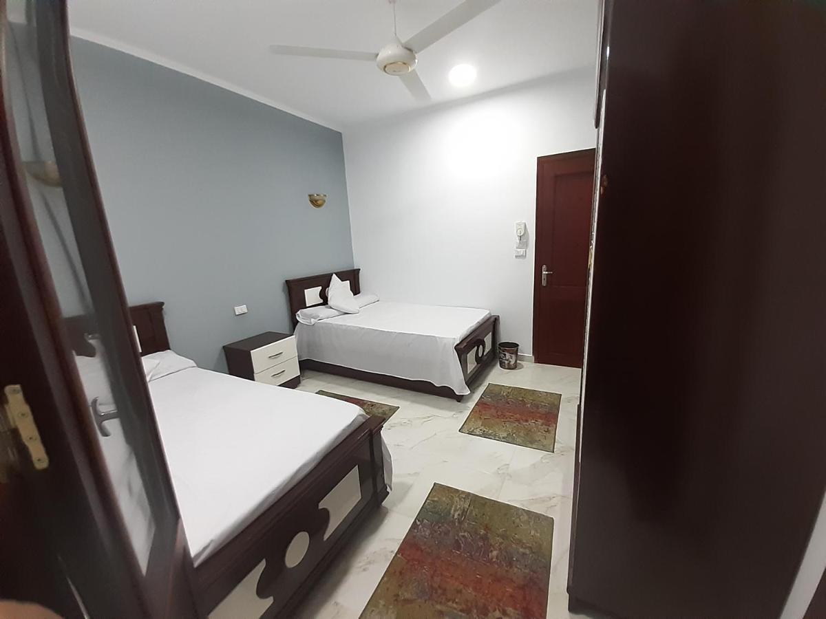 German Dolphin Apartment El Qoseir Exterior photo