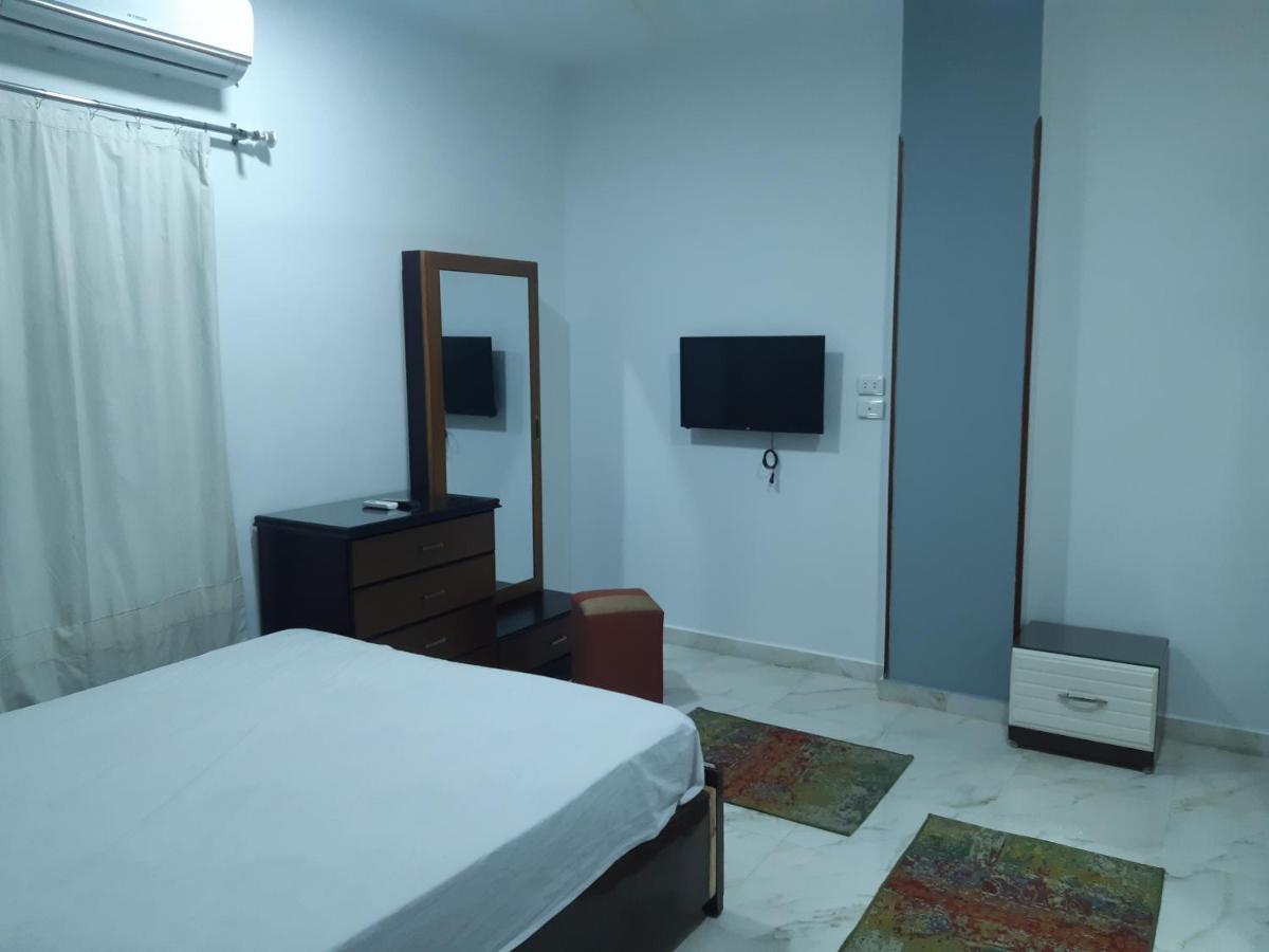 German Dolphin Apartment El Qoseir Exterior photo